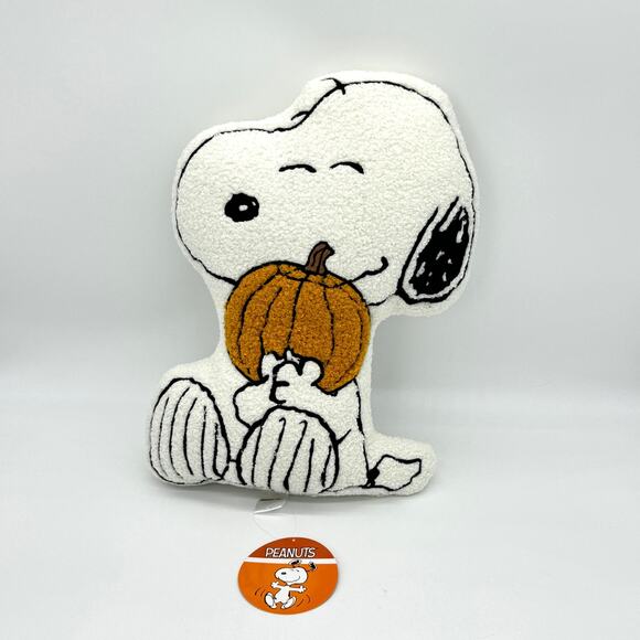 Peanuts Snoopy Holding Pumpkin Shaped Sherpa Pillow Fall Halloween NEW